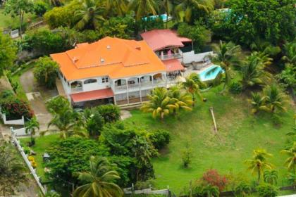 Appartement de 4 chambres avec piscine partagee jardin clos et wifi a Le Gosier a 1 km de la plage