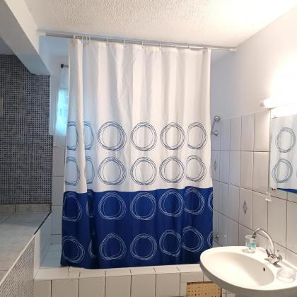 Appartement d'une chambre avec jardin a Le Gosier - image 9