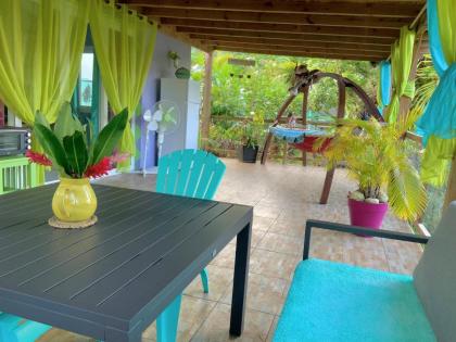 Room in Bungalow - Bed and breakfast Guadeloupe - image 9