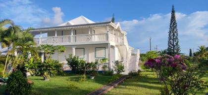 Appartement de 2 chambres avec jardin clos et wifi a Saint Francois a 3 km de la plage
