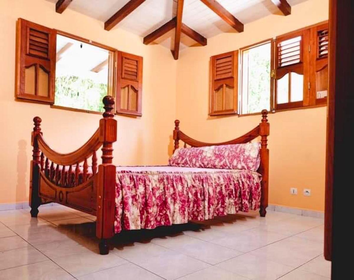 Appartement de 3 chambres avec jardin clos et wifi a Morne a l'Eau - image 5