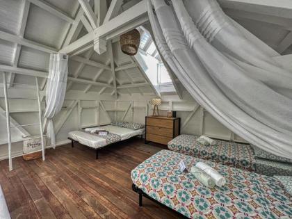 GPSF178 - 12 pax - image 23