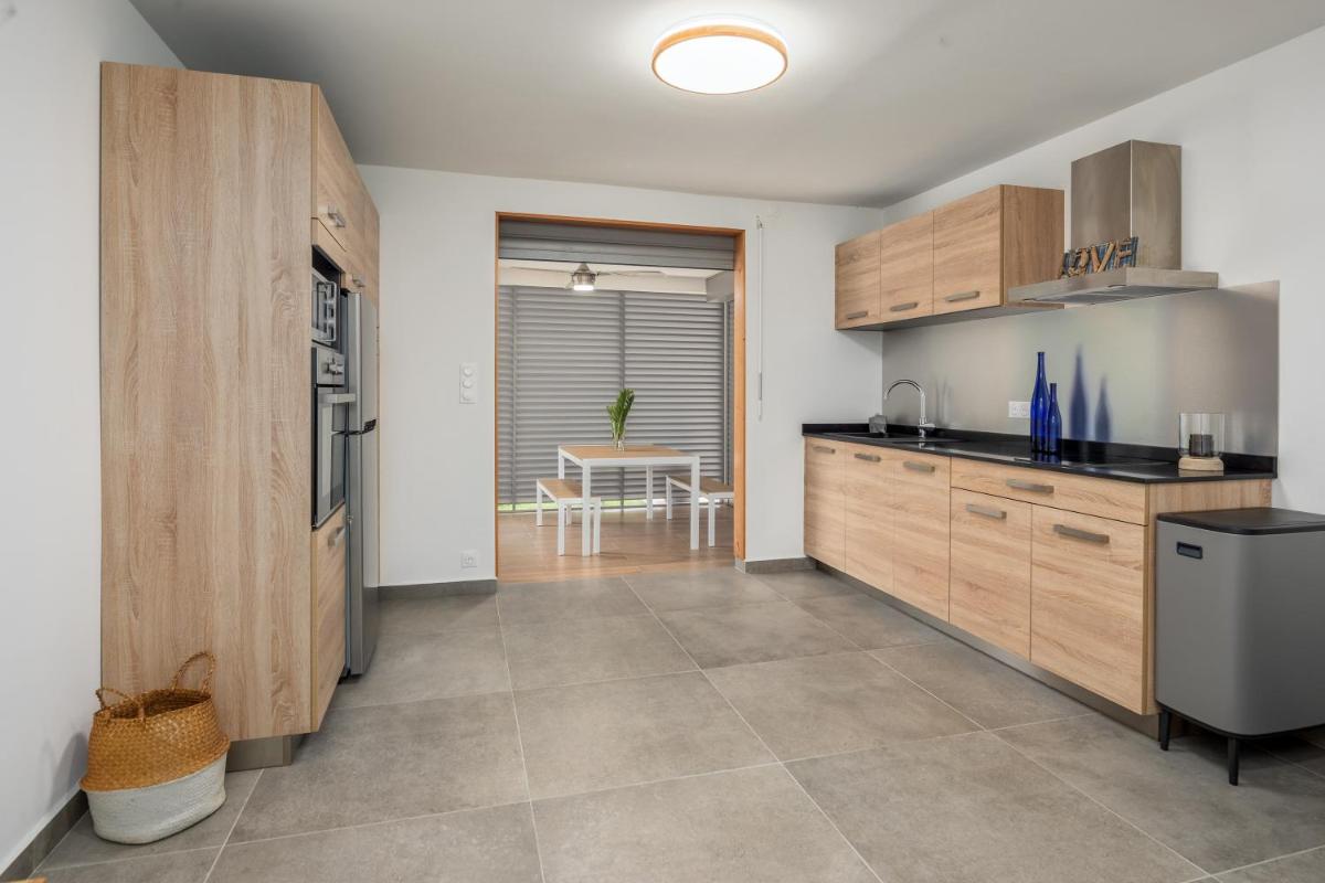 Le Flamboyant - Appt avec grande terrasse - image 3