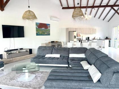 Villa de 3 chambres avec vue sur la mer piscine privee et jardin clos a Le Gosier a 4 km de la plage - image 30