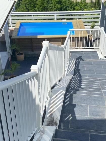 Maison de 2 chambres avec piscine privee terrasse amenagee et wifi a Le Gosier a 1 km de la plage - image 15