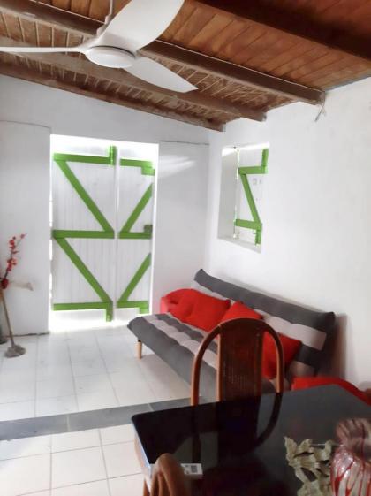 Maison de 2 chambres a Saint Francois a 100 m de la plage avec jardin clos et wifi - image 10