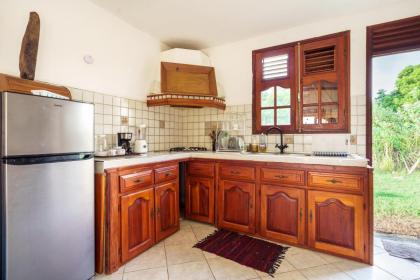 Anatasia - Maison climatisée avec jardin - image 3