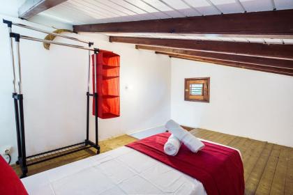 Anatasia - Maison climatisée avec jardin - image 8
